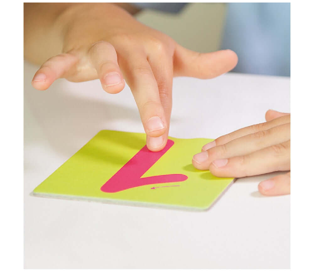 Akros - Chiffres et Pistes Graphiques Rugueuses - J'apprends à écrire, Mes premiers pas en écriture, motricité fine, sensoriel