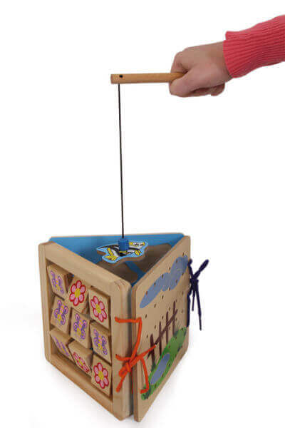 Small Foot - Triangle de motricité - A partir de 2 ans - activités, cube, laçage, motricité fine, pêche magnétique